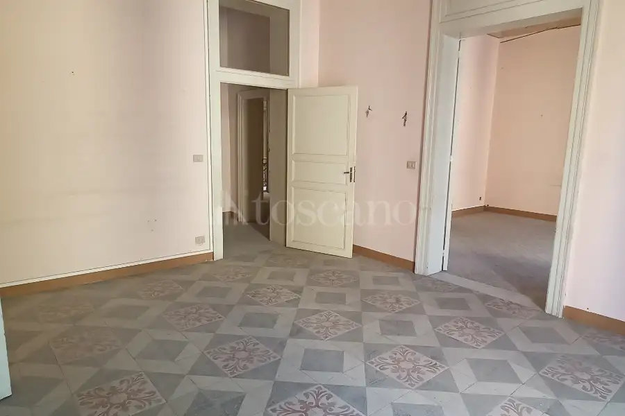 Casa in affitto di 267 mq a €1.350 (rif. 22/2026)