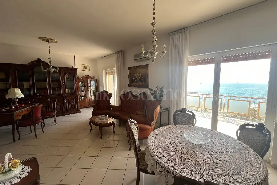 Attico in vendita di 110 mq a €525.000 (rif. 40/2026)