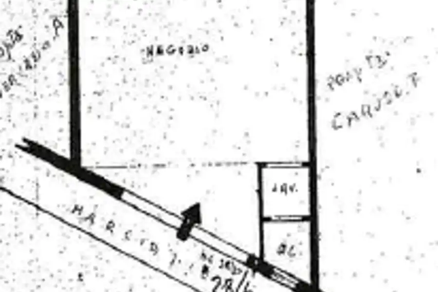 Negozio in affitto di 40 mq a €750 (rif. 21/2026)