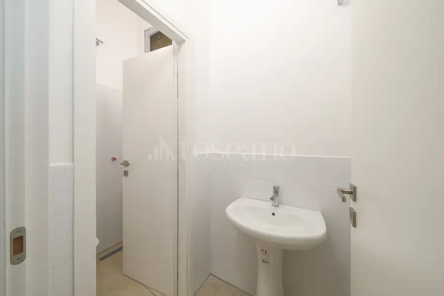 Negozio in affitto di 35 mq a €600 (rif. 13/2026)