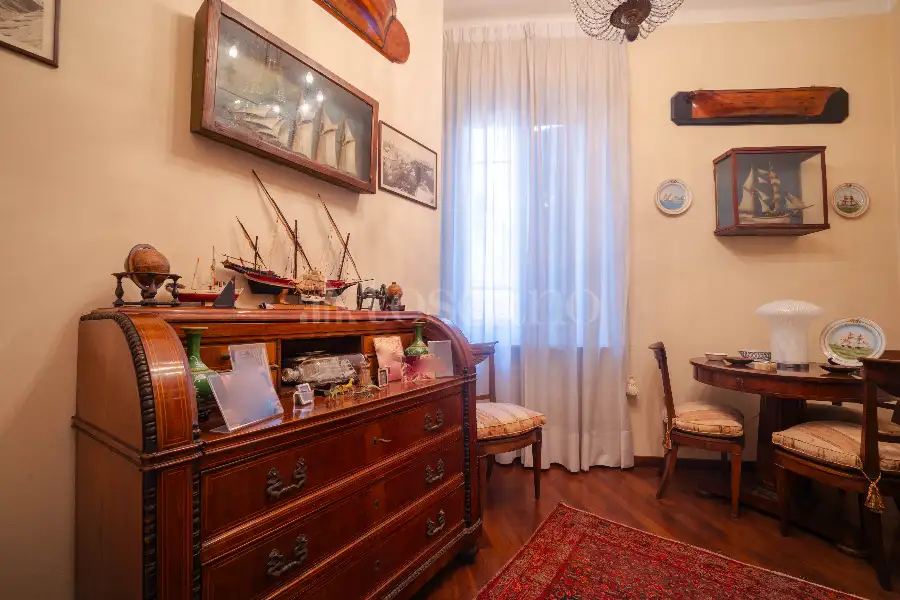 Casa in vendita di 280 mq a €1.950.000 (rif. 49/2025)