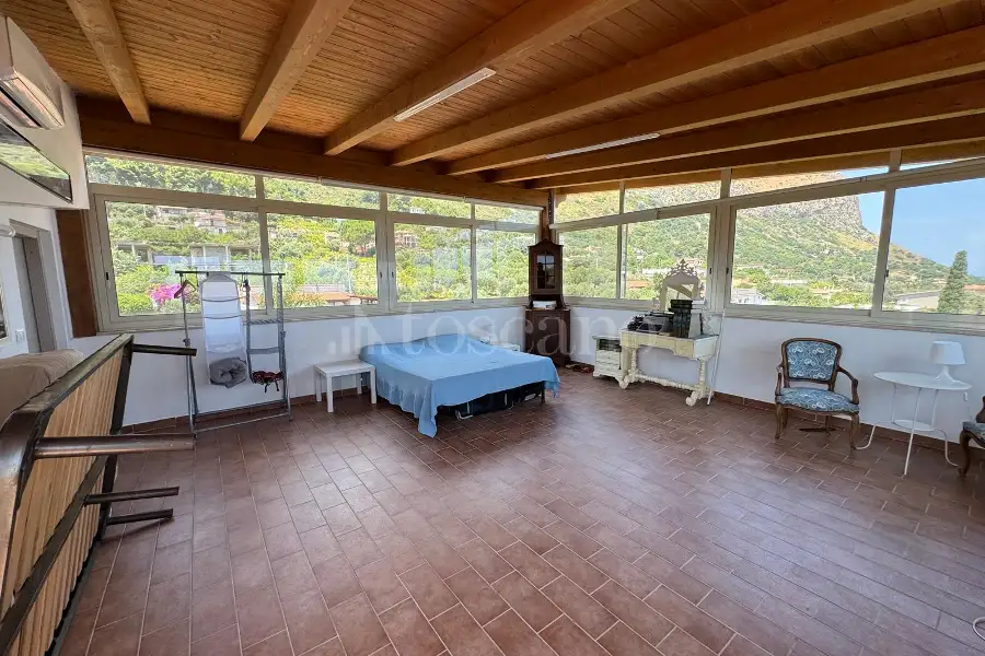 Villa in vendita di 211 mq a €309.000 (rif. 52/2026)