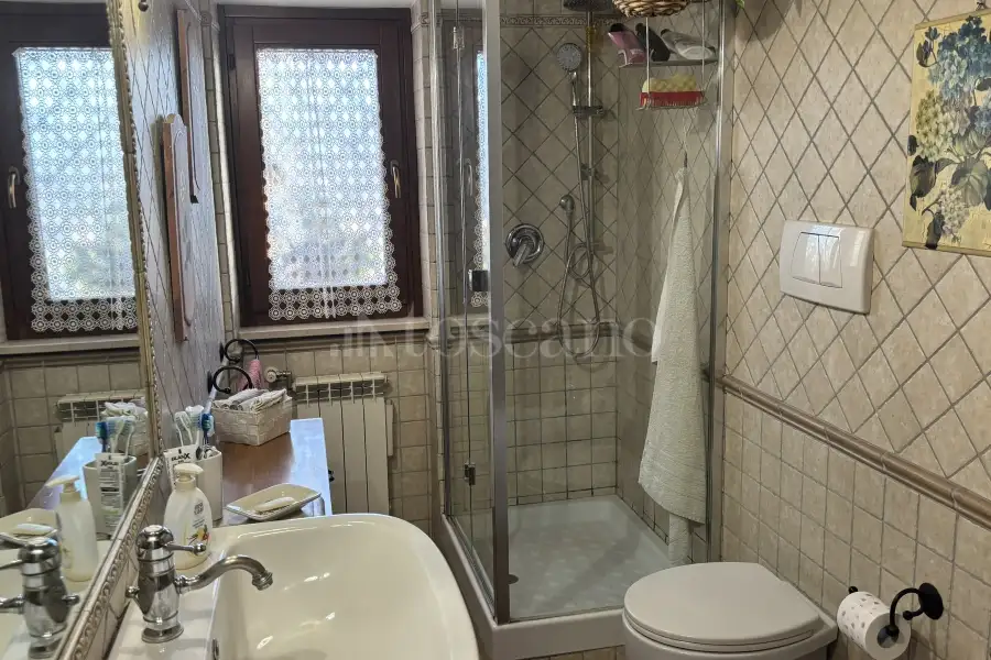 Villa in vendita di 200 mq a €495.000 (rif. 12/2026)