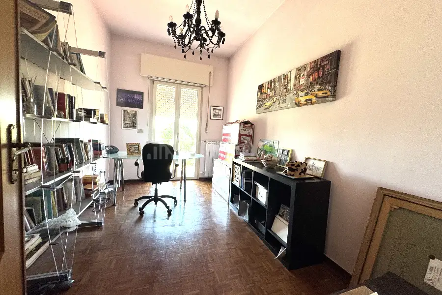 Villa in vendita di 350 mq a €475.000 (rif. 15/2025)