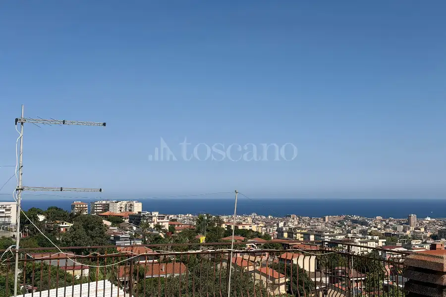 Villa in vendita di 6.000 mq a €659.000 (rif. 116/2026)