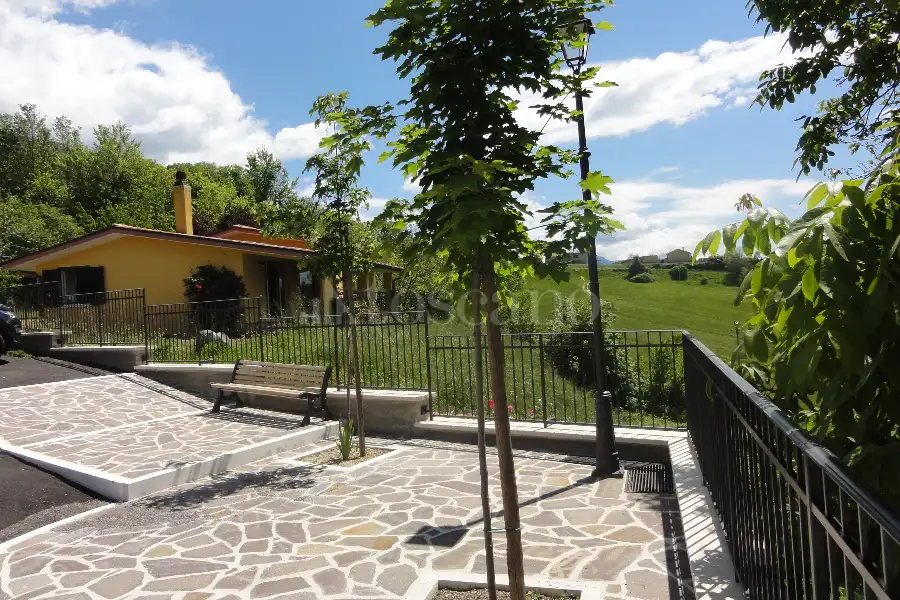 Villa in vendita di 250 mq a €150.000 (rif. 23/2021)