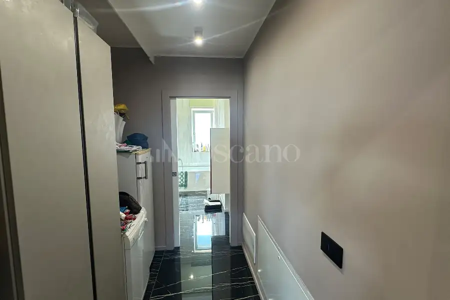 Attico in vendita di 170 mq a €685.000 (rif. 63/2026)