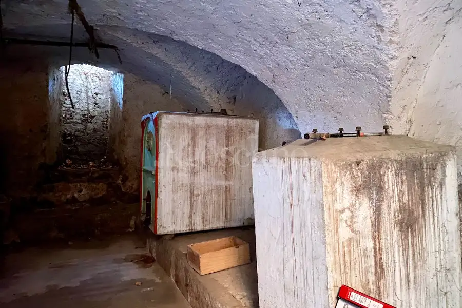 Rustico in vendita di 266 mq a €375.000 (rif. 20/2026)
