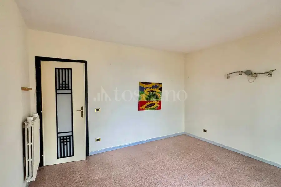 Casa Indipendente in vendita di 350 mq a €99.000 (rif. 101/2026)