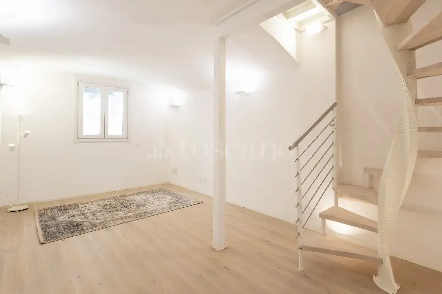 Ufficio in vendita di 85 mq a €650.000 (rif. 16/2026)