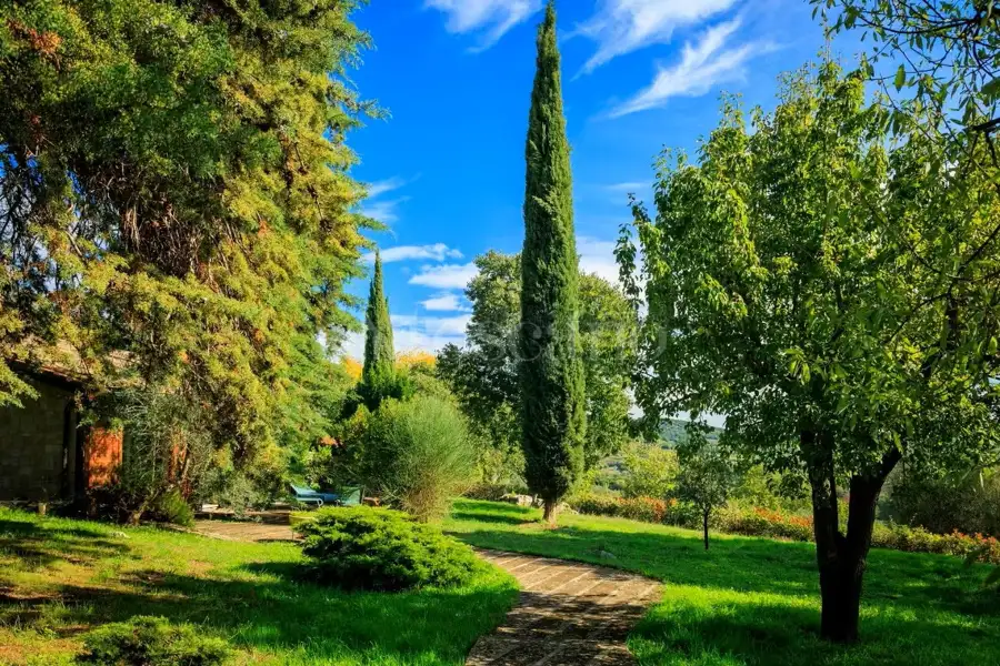 Villa in vendita di 300 mq a €1.450.000 (rif. 40/2025)