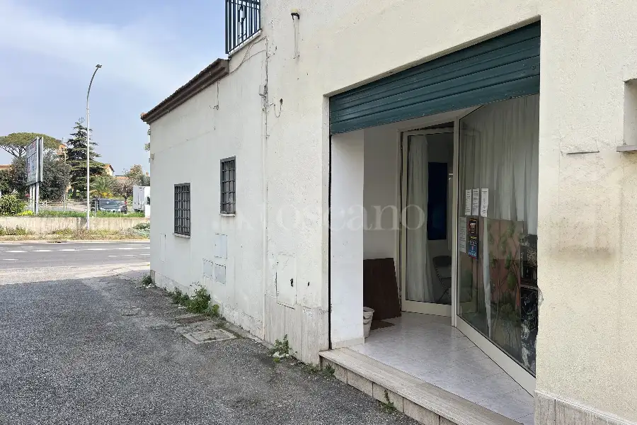 Negozio in vendita di 40 mq a €125.000 (rif. 9/2026)