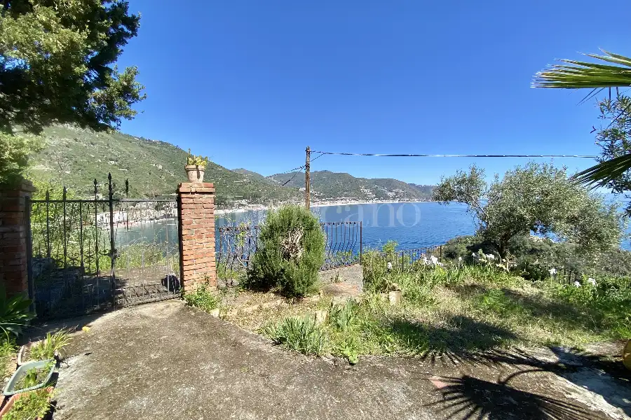 Casa Indipendente in vendita di 158 mq a €865.000 (rif. 20/2026)