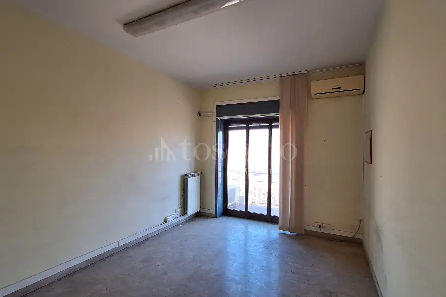 Ufficio in vendita di 175 mq a €245.000 (rif. 167/2026)