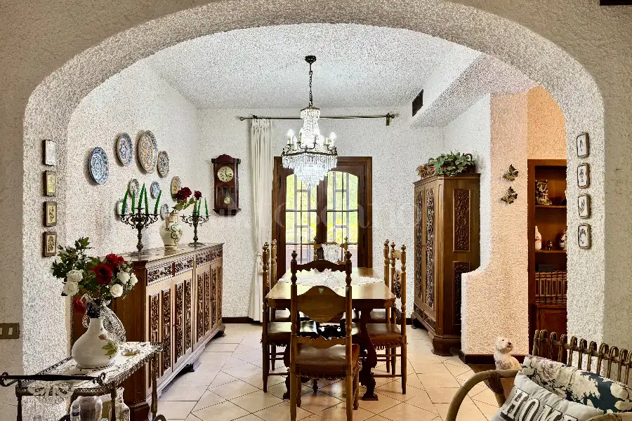 Villa in vendita di 380 mq a €550.000 (rif. 94/2026)