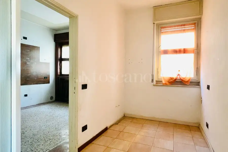 Villa Plurifamiliare in vendita di 255 mq a €650.000 (rif. 3/2026)
