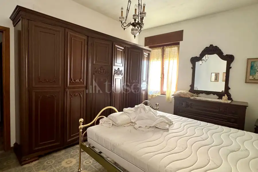 Casa Indipendente in vendita di 180 mq a €100.000 (rif. 39/2026)