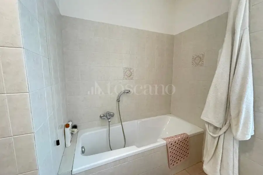 Attico in vendita di 110 mq a €165.000 (rif. 41/2025)