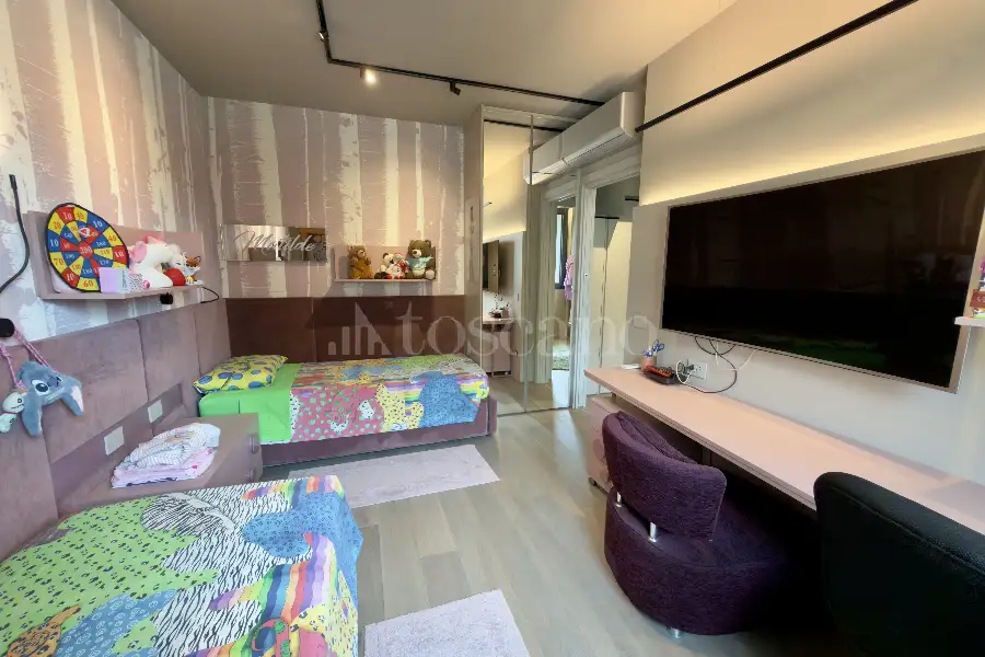 Villa Plurifamiliare in vendita di 120 mq a €760.000 (rif. 33/2026)