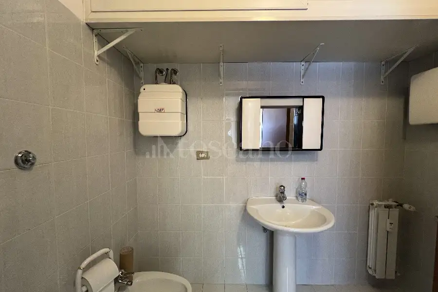 Ufficio in affitto di 50 mq a €550 (rif. 9/2026)