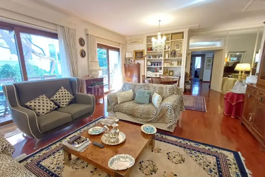 Casa in vendita di 175 mq a €739.000 (rif. 35/2025)