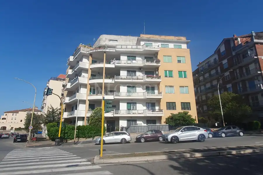 Attico in vendita di 125 mq a €569.000 (rif. 13/2026)