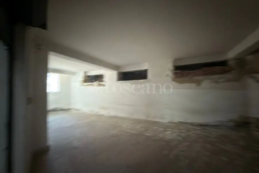 Garage in vendita di 35 mq a €19.000 (rif. 105/2026)