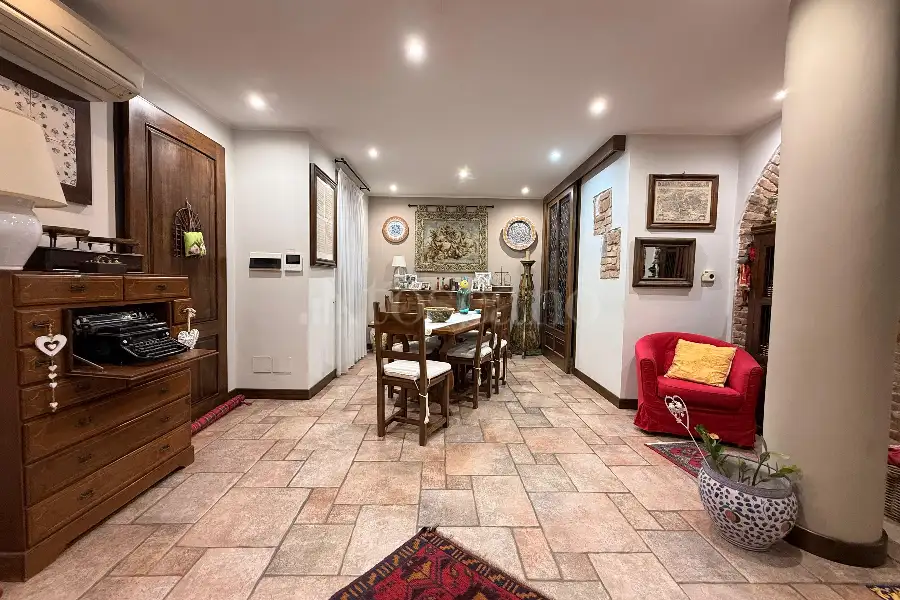 Villino a Schiera in vendita di 180 mq a €545.000 (rif. 5/2026)