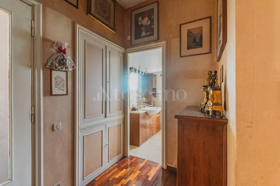 Attico in vendita di 140 mq a €749.000 (rif. 38/2025)