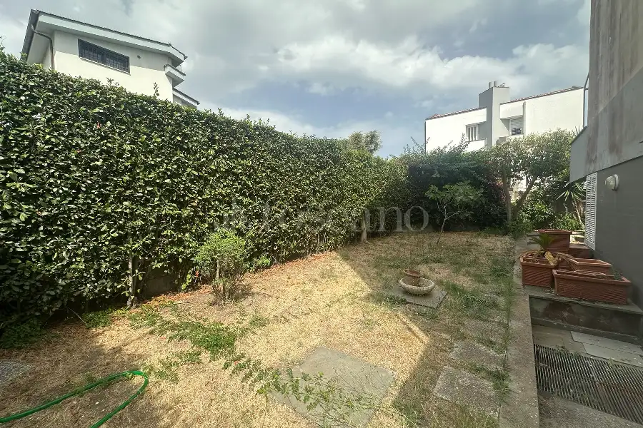 Villa Bifamiliare in vendita di 120 mq a €250.000 (rif. 80/2026)