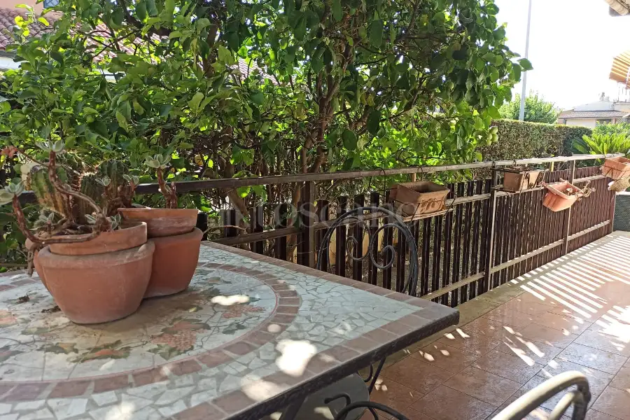 Villa Bifamiliare in vendita di 180 mq a €399.000 (rif. 27/2024)
