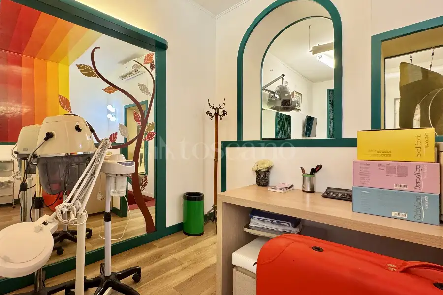 Negozio in vendita di 62 mq a €399.000 (rif. 13/2025)