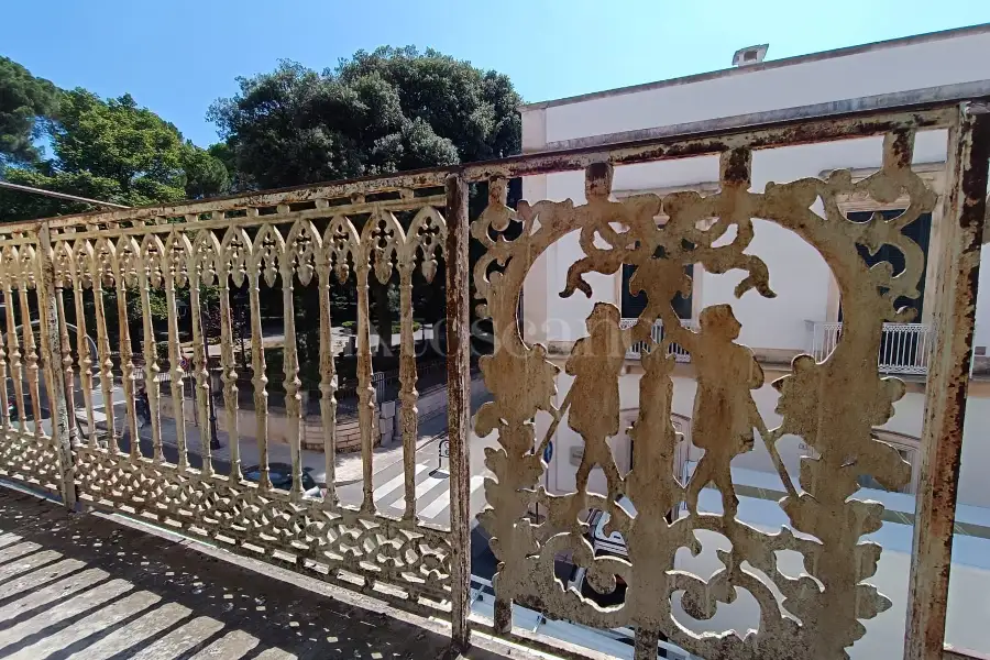 Palazzo in vendita di 270 mq a €650.000 (rif. 19/2024)