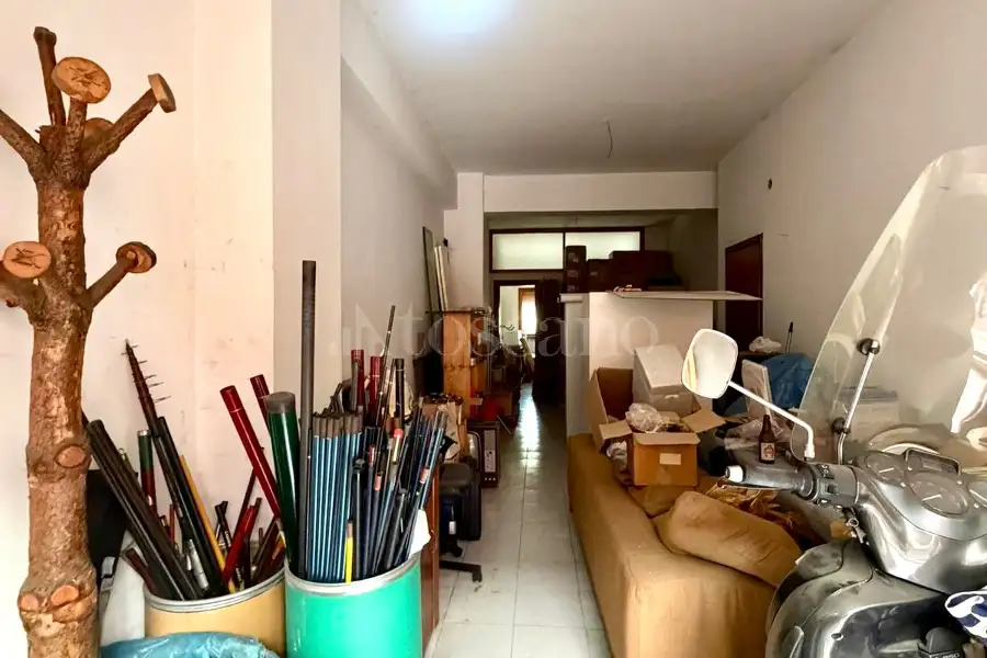 Negozio in vendita di 90 mq a €74.000 (rif. 141/2026)