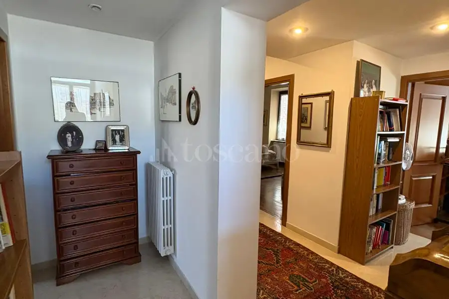 Casa in vendita di 230 mq a €450.000 (rif. 49/2026)