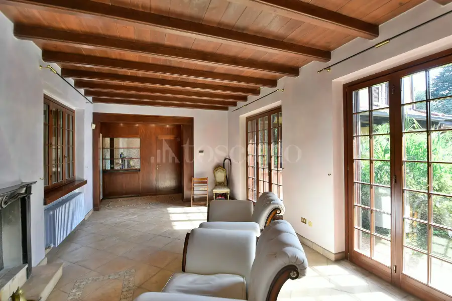 Villa in vendita di 320 mq a €630.000 (rif. 53/2026)