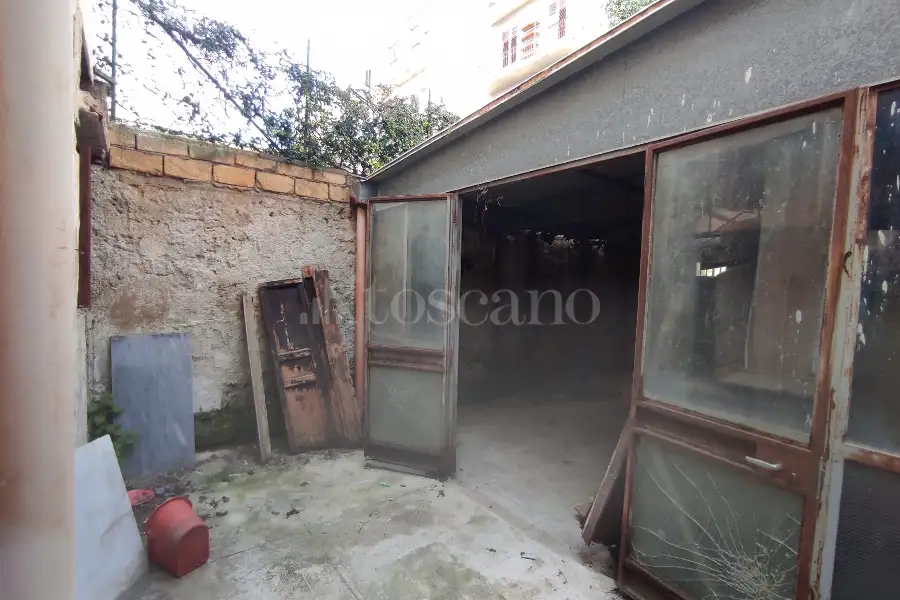 Laboratorio in vendita di 130 mq a €60.000 (rif. 35/2026)