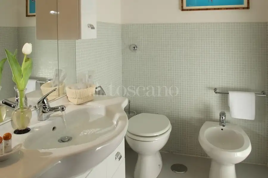 Casa in vendita di 235 mq a €1.899.000 (rif. 32/2026)