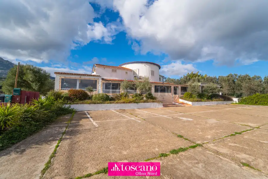 Albergo in vendita di 578 mq a €2.900.000 (rif. 7/2026)