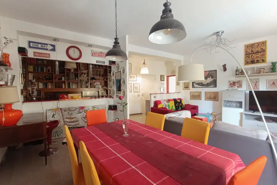 Casa in affitto di 90 mq a €2.000 (rif. 44/2026)