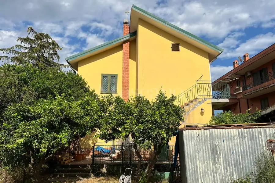 Casa Indipendente in vendita di 192 mq a €198.000 (rif. 139/2025)