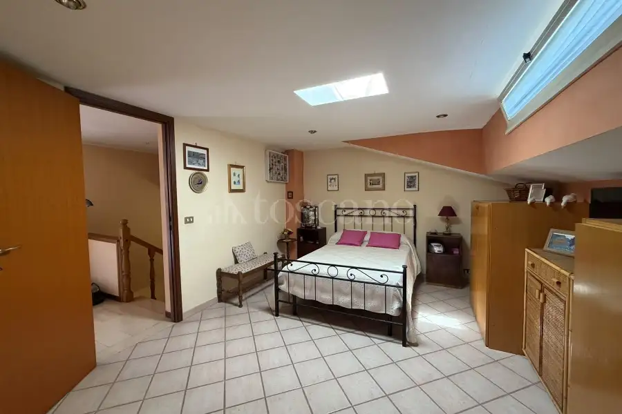 Villa Bifamiliare in vendita di 250 mq a €579.000 (rif. 20/2026)