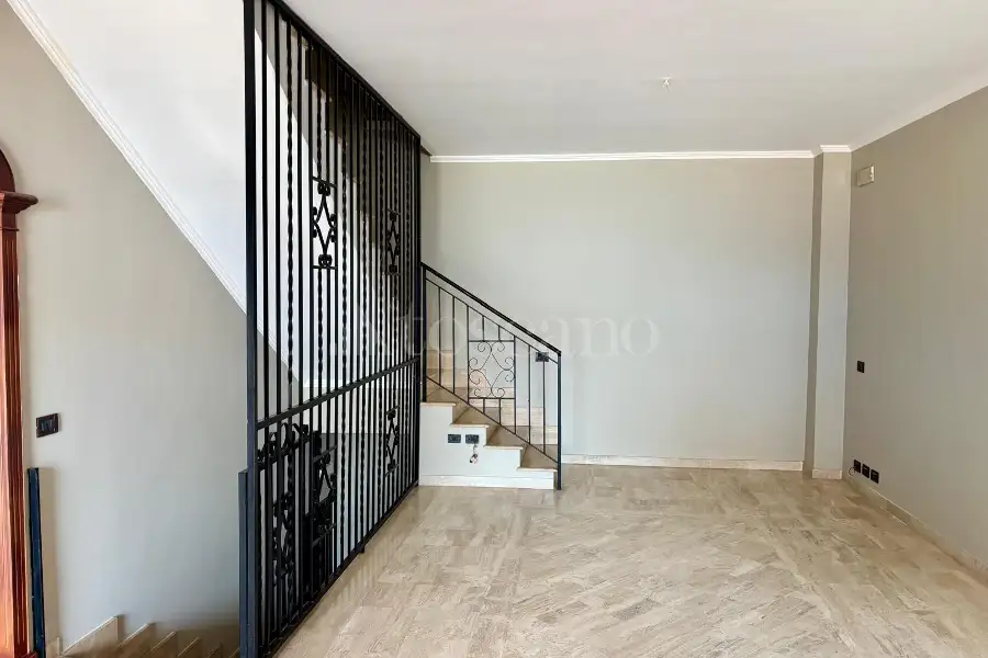 Villa Plurifamiliare in vendita di 230 mq a €299.000 (rif. 70/2024)