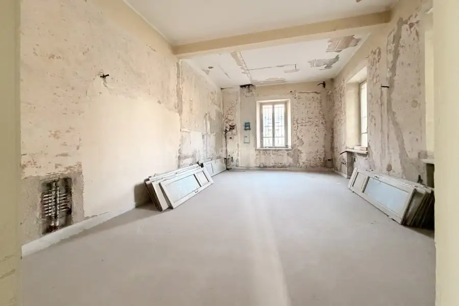 Villa in vendita di 440 mq a €469.000 (rif. 4/2026)