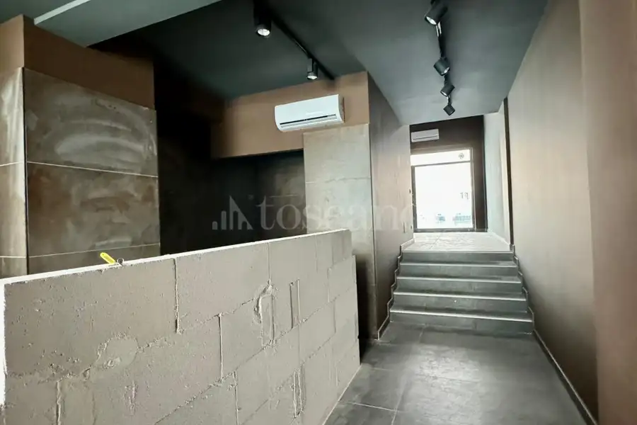 Negozio in affitto di 55 mq a €1.200 (rif. 40/2025)