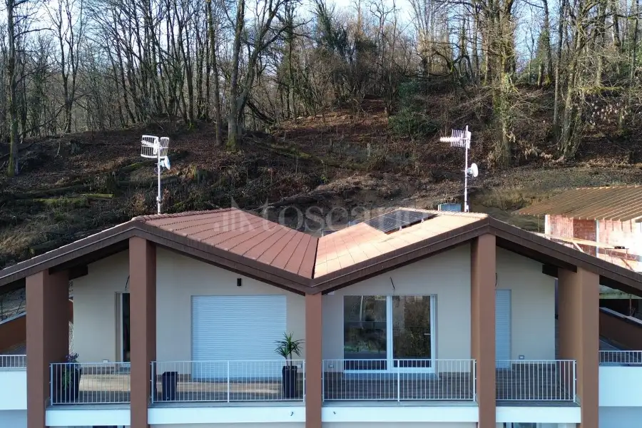 Villa in vendita di 165 mq a €455.000 (rif. 49/2026)
