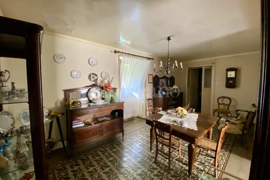 Casa in vendita di 220 mq a €89.000 (rif. 77/2024)