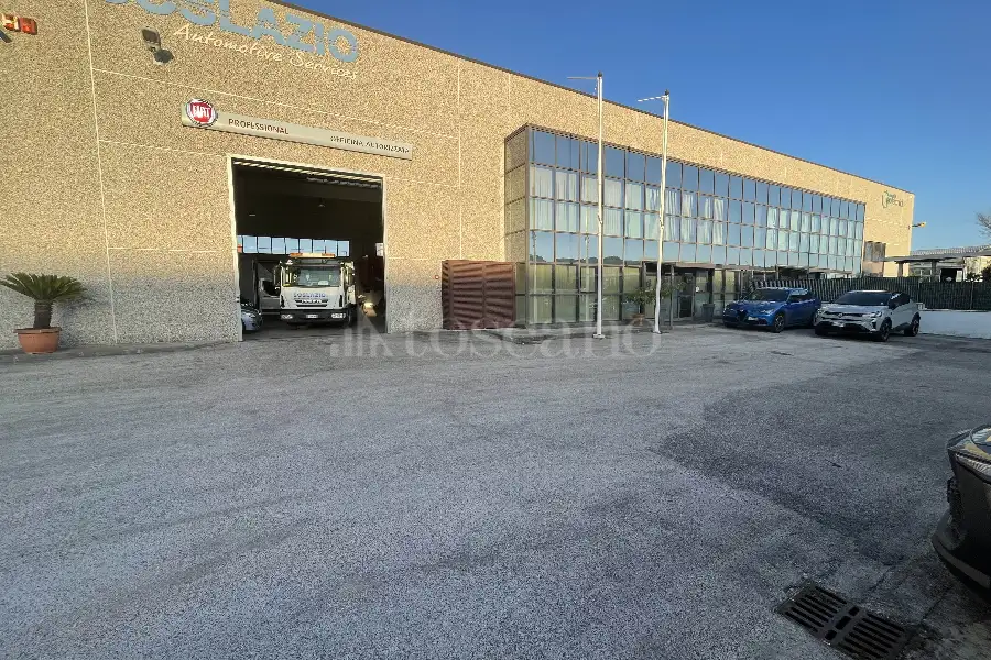 Capannone in vendita di 1.000 mq a €2.000.000 (rif. 15/2026)