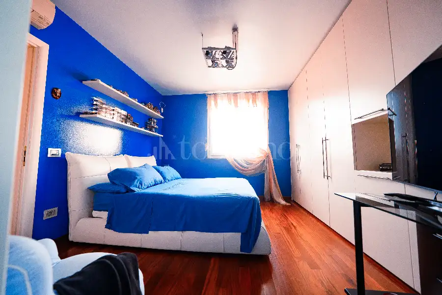 Casa Indipendente in vendita di 340 mq a €1.490.000 (rif. 24/2026)