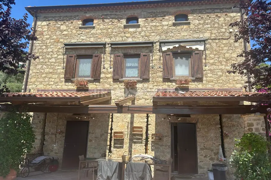 Villa in vendita di 189 mq a €250.000 (rif. 13/2025)